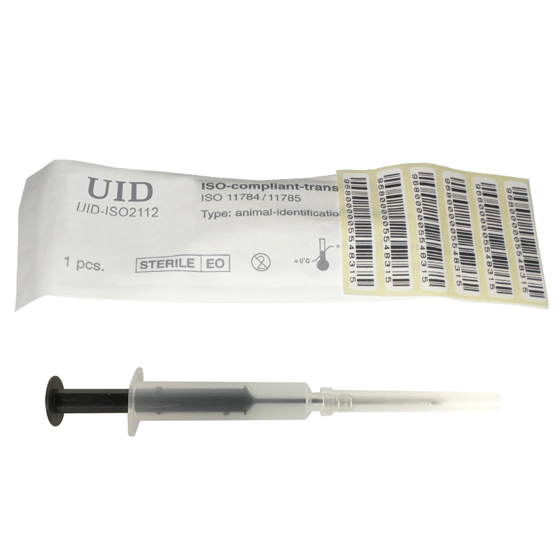 TraqPaw ISO Pet Microchip with Injector 2.1mm x 12mm